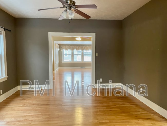 Building Photo - 944 Homewood Ave