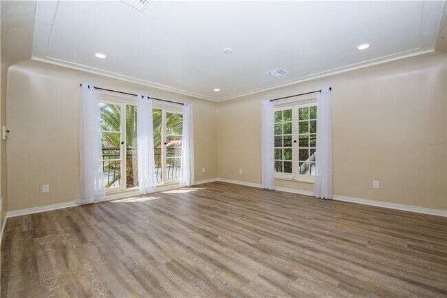 Foto del edificio - 711 W 6th St