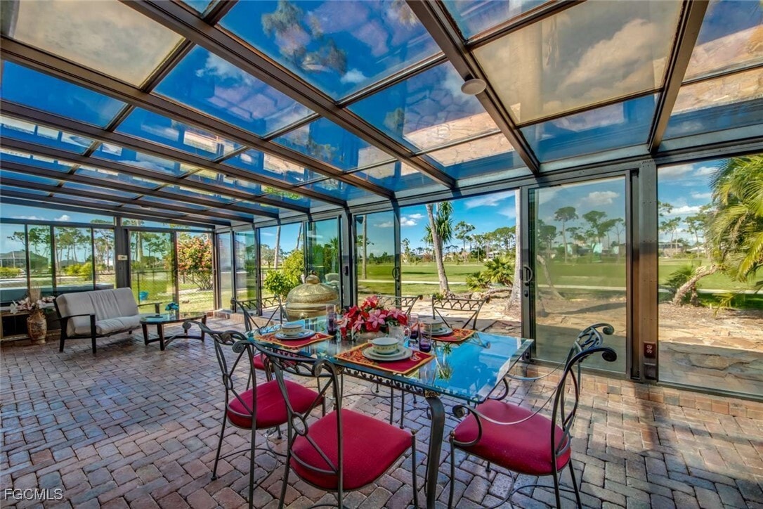 Foto principal - 1229 SW 21st Terrace