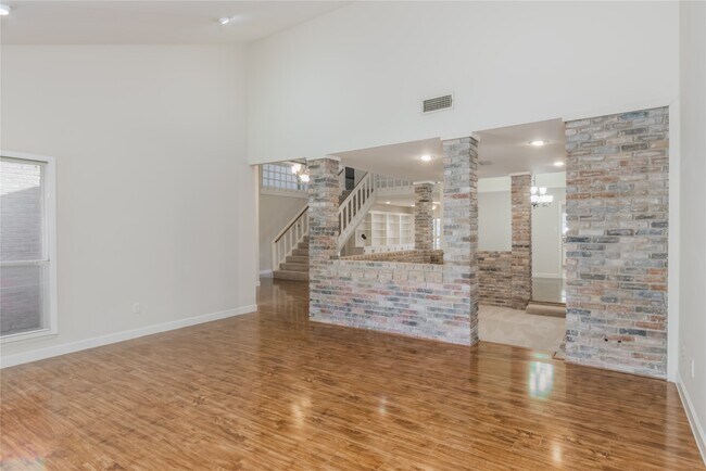 Foto del edificio - 715 Trademark Pl