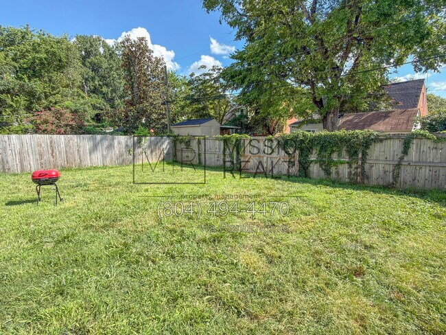 Building Photo - 3511 Idlewood Ave