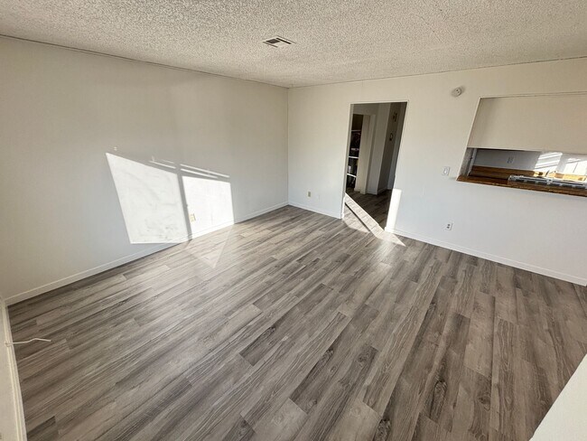 Foto del edificio - 2036 N Crawford St