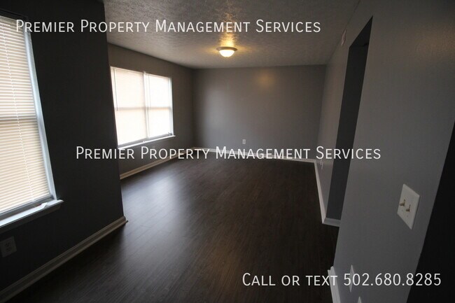 Building Photo - 3 Bedroom Apartment - Section 8 Welcome
