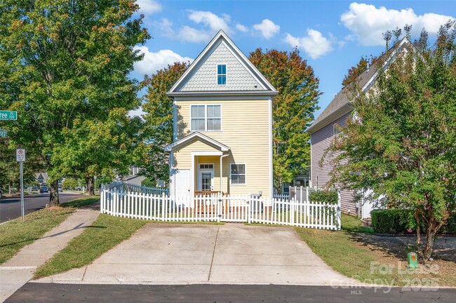 Building Photo - 104 Kensington St