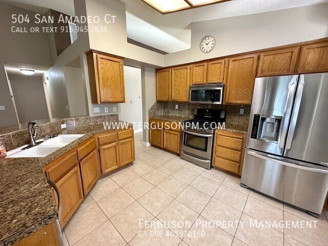 Building Photo - Single Story Four Bedroom Home in Quail Glen