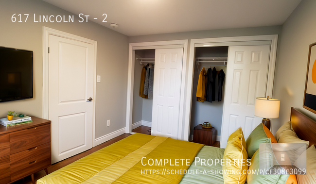 Building Photo - Bright and Sunny 2 Bedroom Basement with Y...