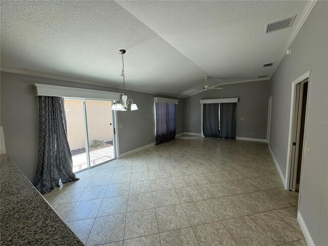 Building Photo - 2272 Vassar Ln