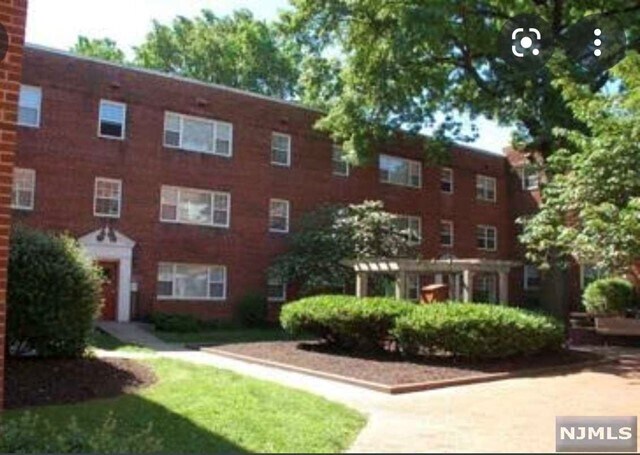 Building Photo - 241 Johnson