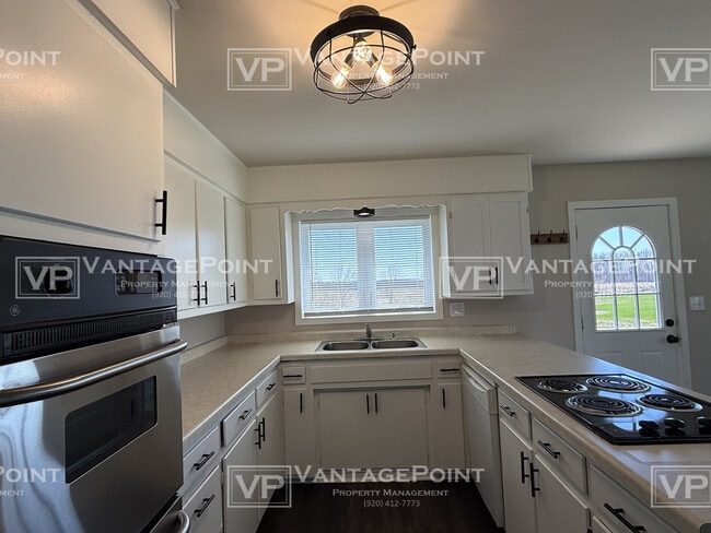 Foto del edificio - 3604 School Rd