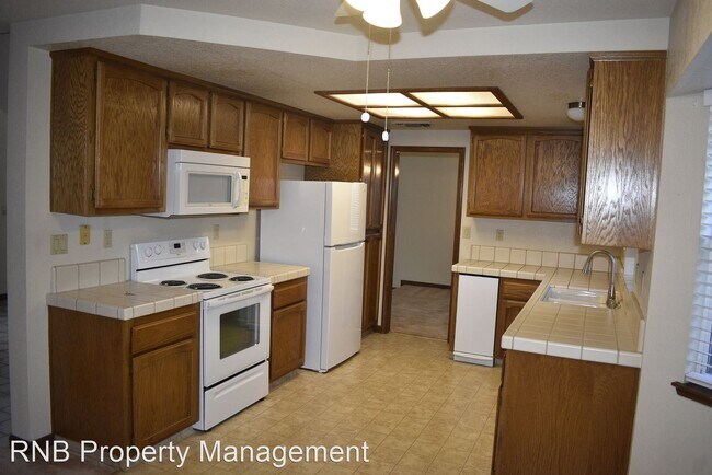 Foto del edificio - 3 br, 3 bath House - 5616 Bluffs Drive
