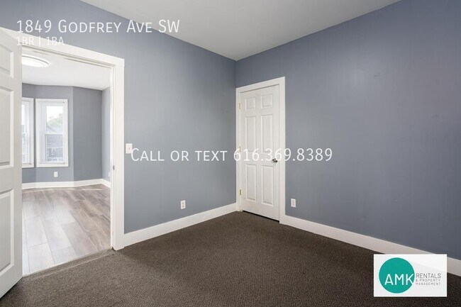 Building Photo - 1849 Godfrey Ave SW
