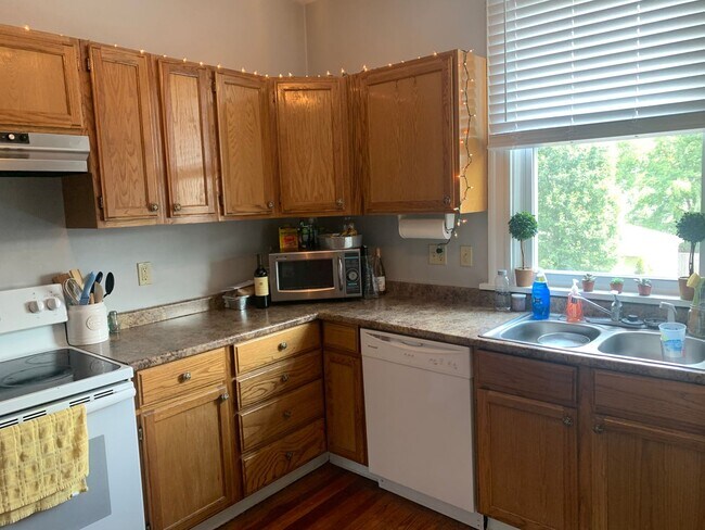 Foto del edificio - 3542 Edwards Rd