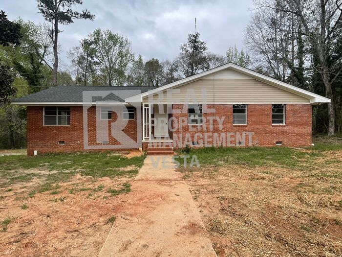 Updated Three Bedroom House in Milledgeville House Rental in