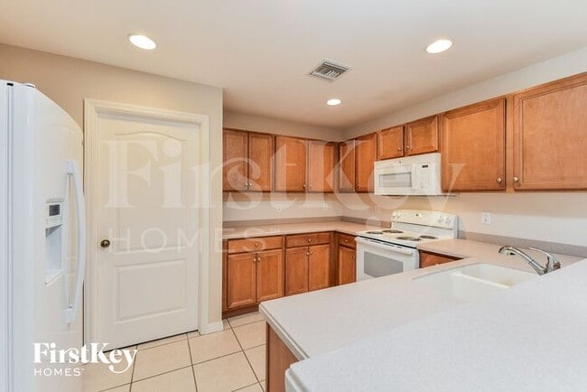 Foto del edificio - 2310 NE 34th Ln