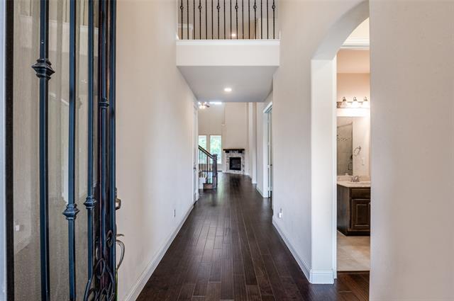 Foto del edificio - 5112 Basham Ln
