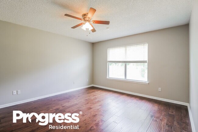 Foto del edificio - 5477 Bristol Bay Ln N