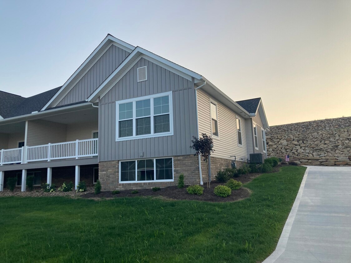 Primary Photo - 4575 Township Road 366