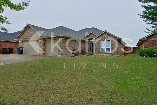 Building Photo - 529 Loyd Ln