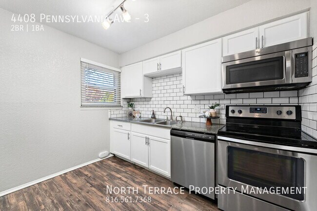 Building Photo - *RENT SPECIAL: 1 Month Free on a 13 Month ...