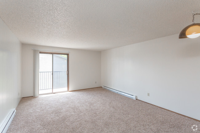 1BR, 1BA - 611 SF - Crosspointe Apartments