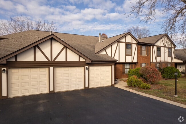 Building Photo - 374 Greystone Ct