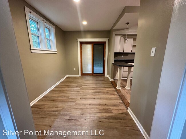 Building Photo - 3 br, 1 bath House - 2429 Upland St