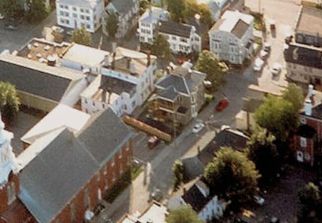 Neighborhood - 26 Market St
