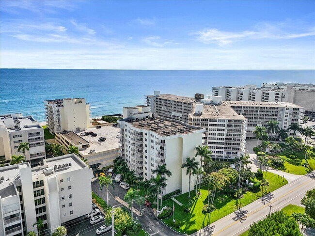 Foto del edificio - 3540 S Ocean Blvd