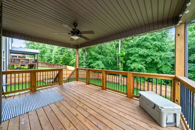 Building Photo - 1082 Winesap Rd