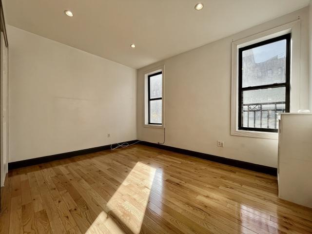 Building Photo - 1 bedroom in NEW YORK NY 10034