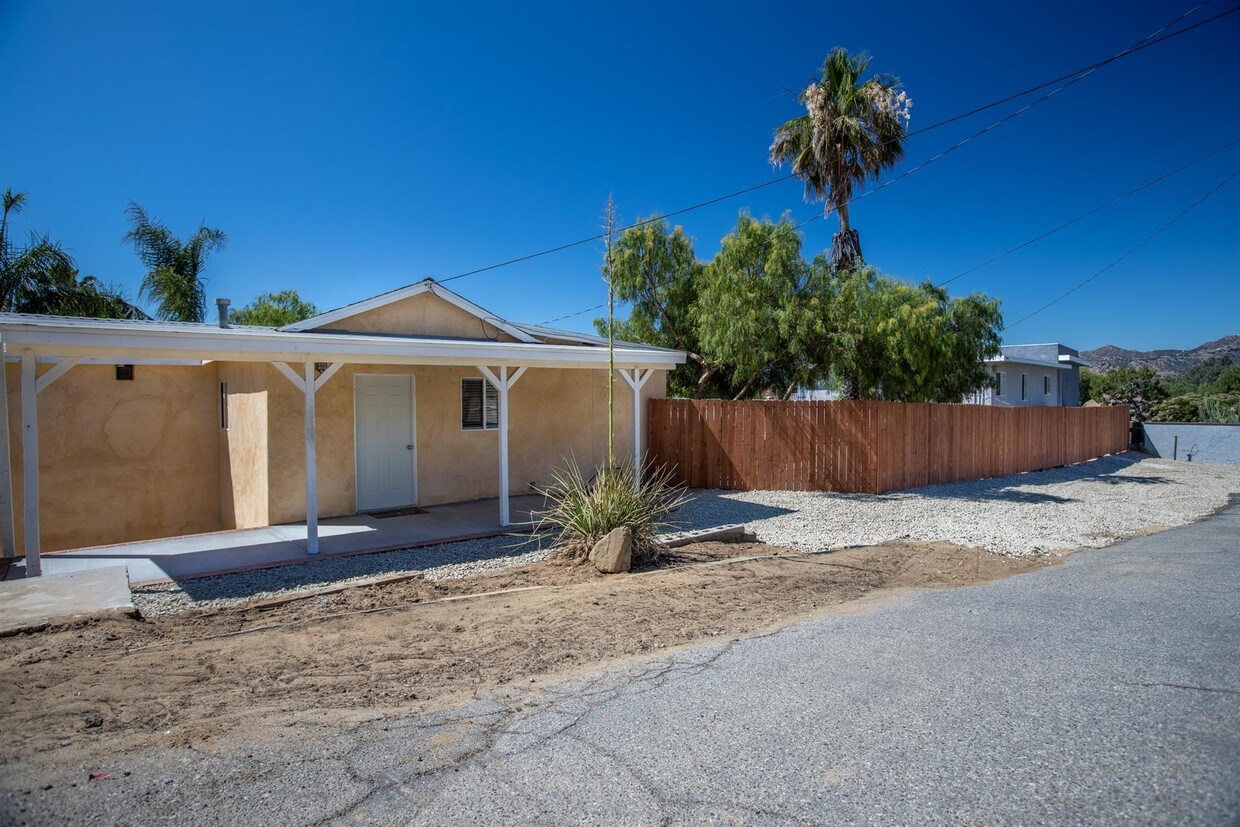 21736 Mayan Dr, Chatsworth, CA 91311 House Rental in Chatsworth, CA