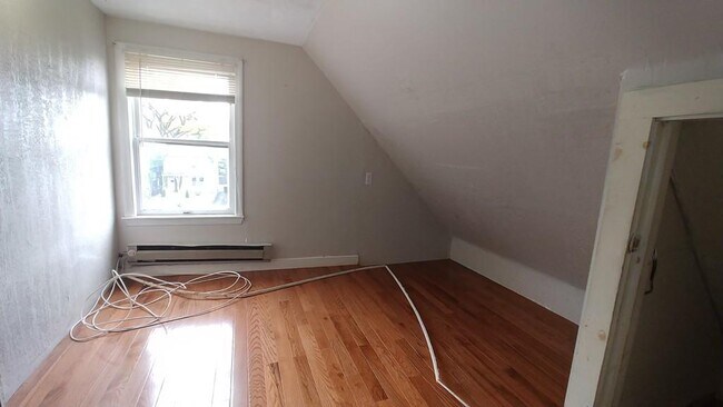 Building Photo - 41 Trull St