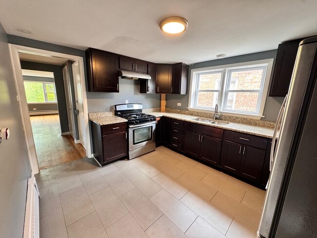 Building Photo - 4736 S Tripp Ave