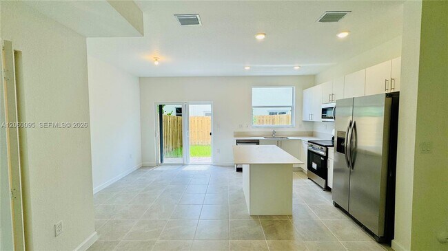 Foto del edificio - 2632 SE 27th Dr