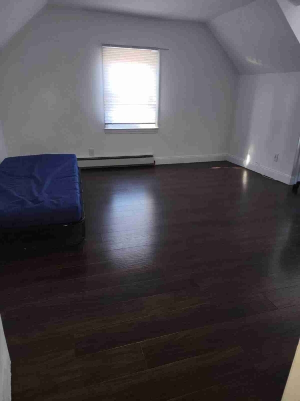Building Photo - 111 G St