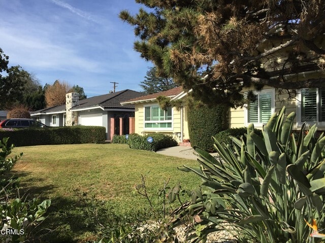 Building Photo - 33 E Santa Anita Terrace