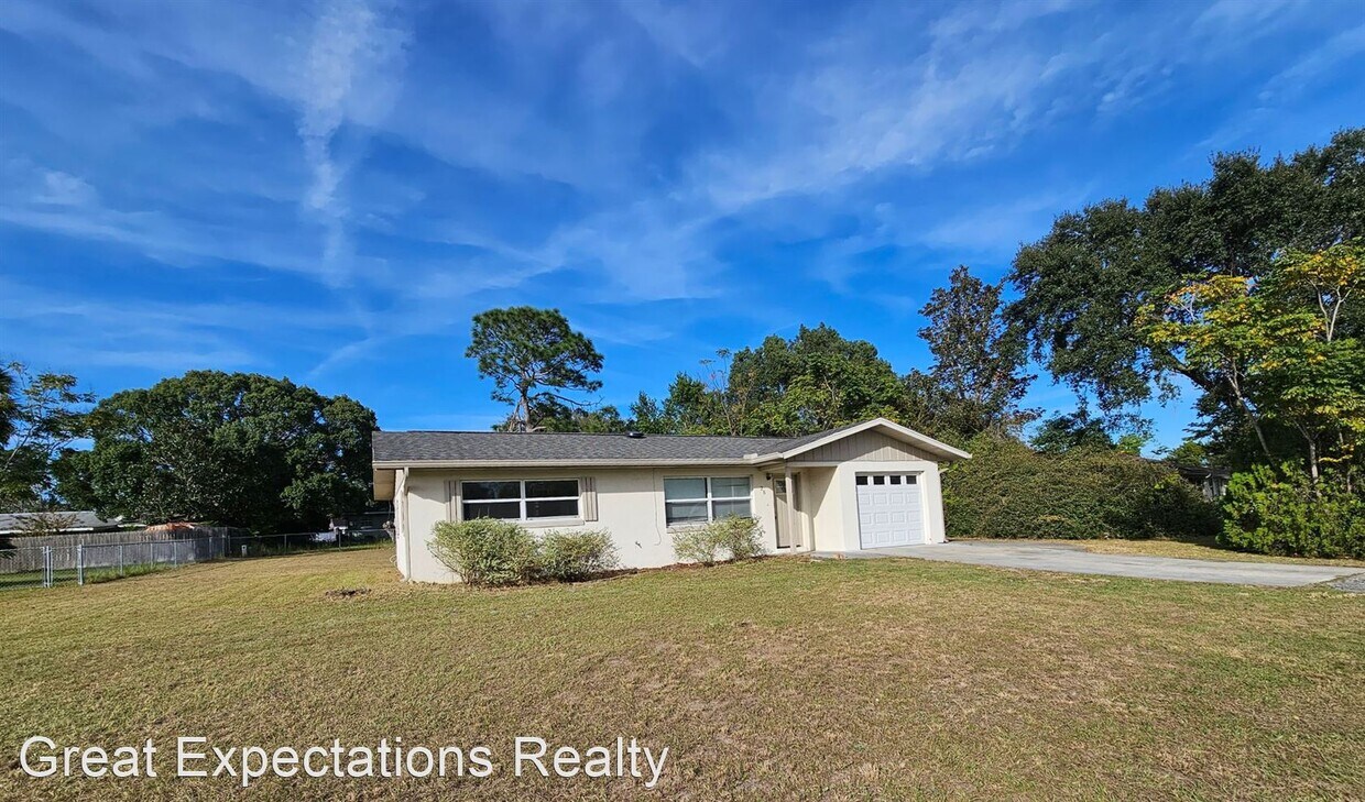 25 Bahia Loop, Ocala, FL 34472 House Rental in Ocala, FL