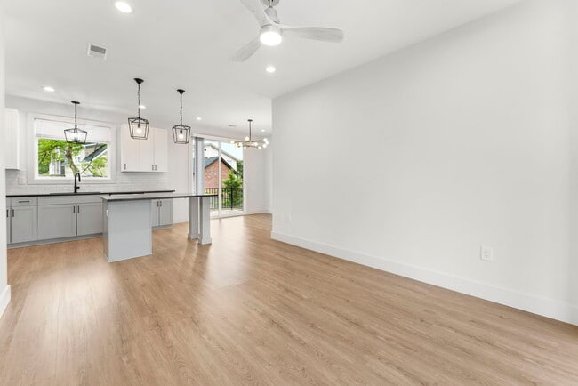 Foto del edificio - Medford Mews, Carriage House 319