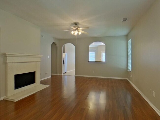 Foto del edificio - 28818 Hidden Cove Dr