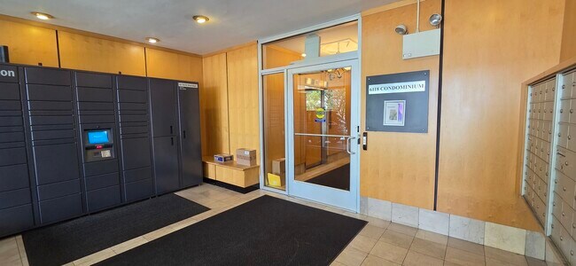 Foto del edificio - 6118 N Sheridan Rd