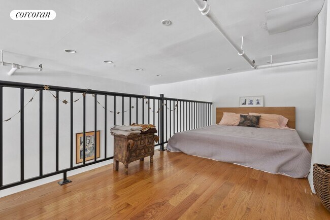 Building Photo - 15 Bergen St