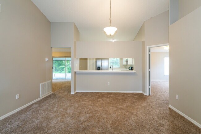 Foto del edificio - 28546 Tall Grass Dr
