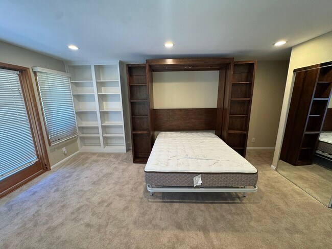 Foto del edificio - 10610 Quail Canyon Rd