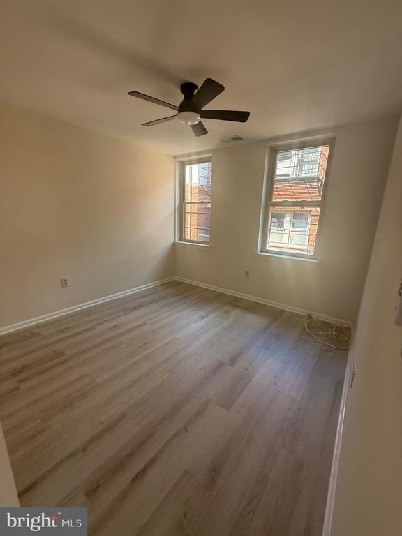 Building Photo - 1218 Perry St NE