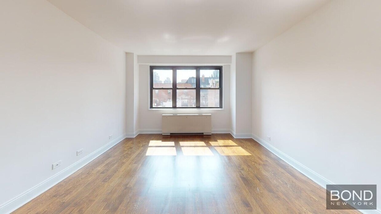 Foto principal - 145 E 16th St
