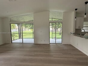 Building Photo - 15749 Woodgate Ct