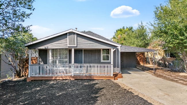 Photo - 1075 S Raleigh St House