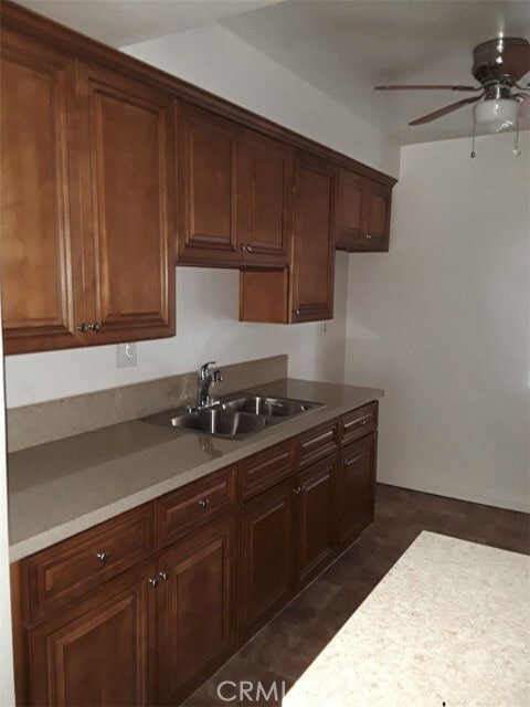 Foto del edificio - 8547 Imperial Hwy.