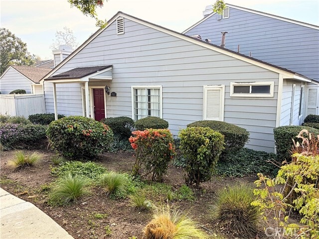 Building Photo - 1683 N Mountain Ave