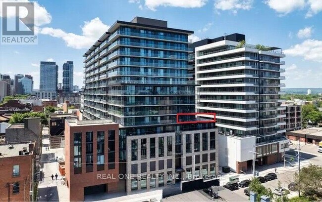 Photo du bâtiment - 1 Jarvis St